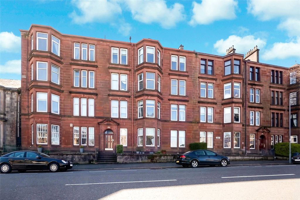 3 bed flat for saleFinnart Street, Greenock, Inverclyde PA16