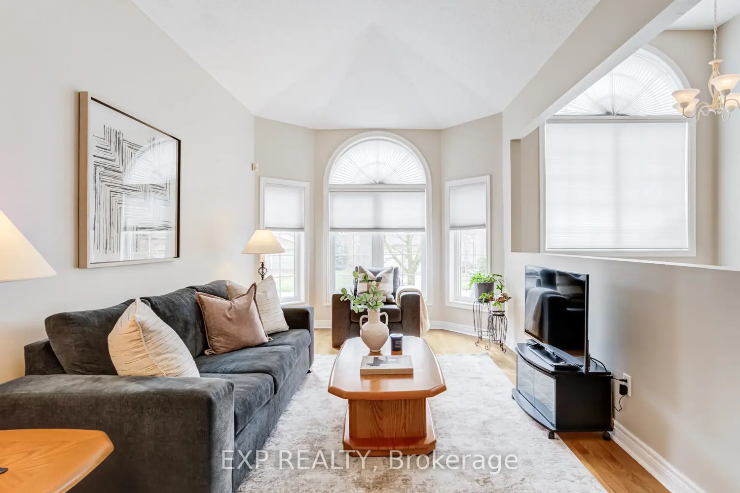 13 Blueberry Hill Court photo 3