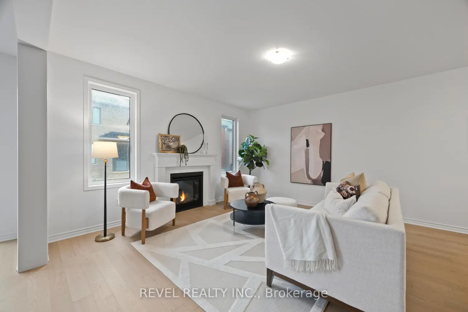 1313 Farrell Court photo 4