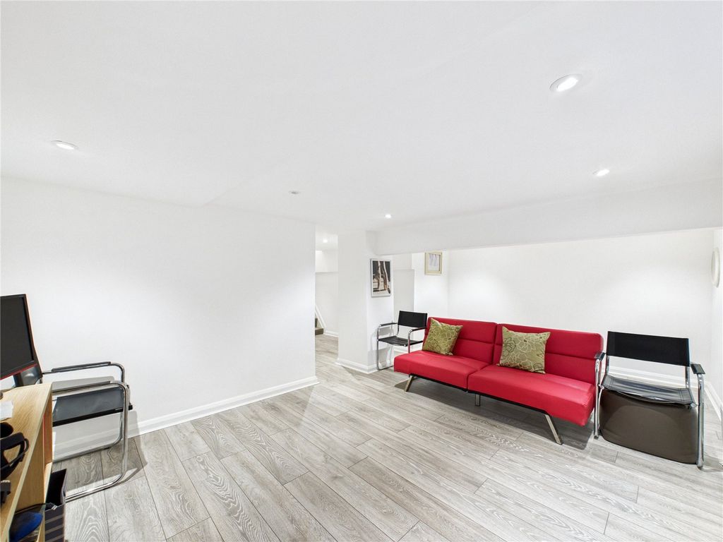 Additional image 10 of 5 bed detached house for saleConstable Road, Felixstowe, Suffolk IP11