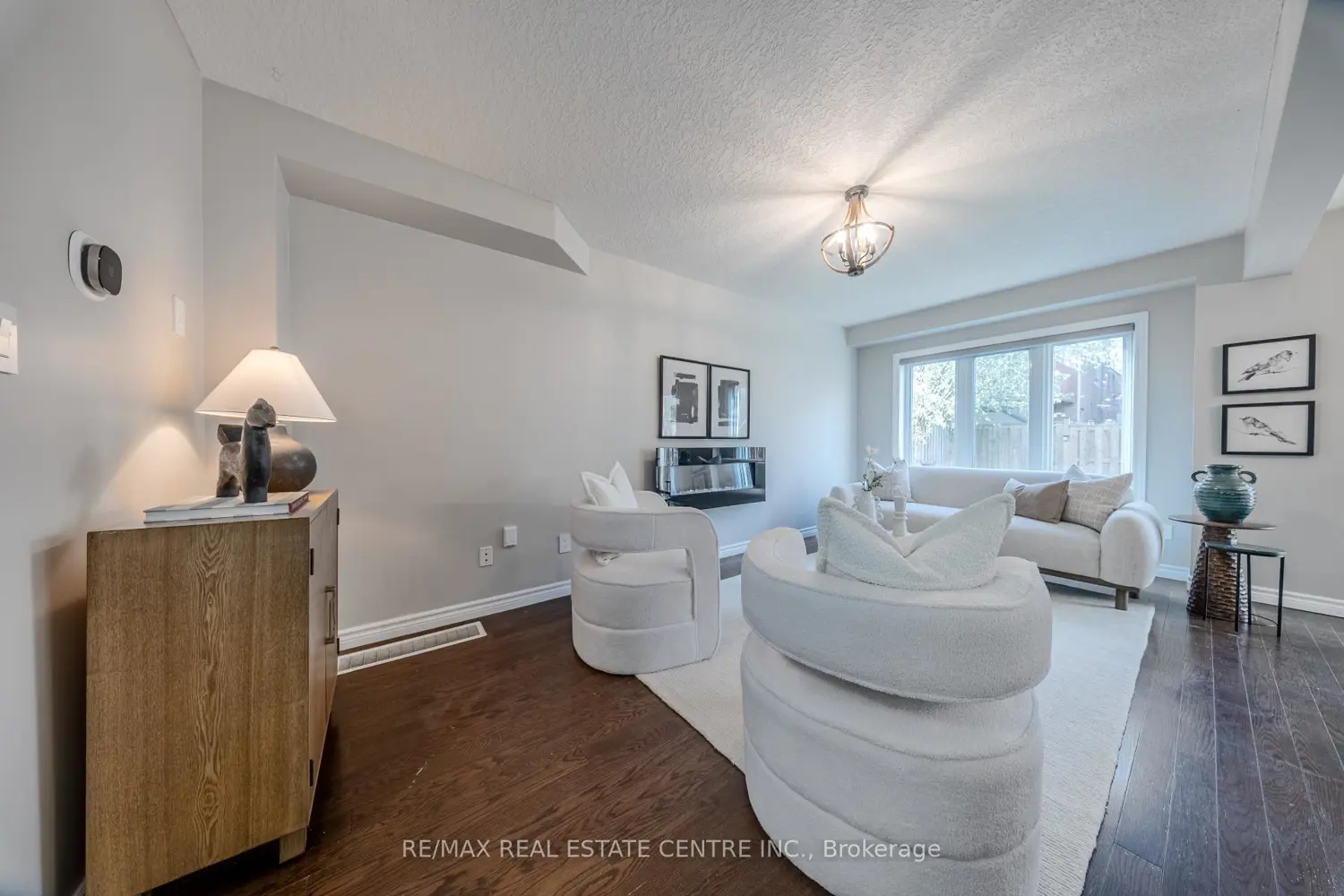 Additional image 18 of 864 Frontenac Crescent