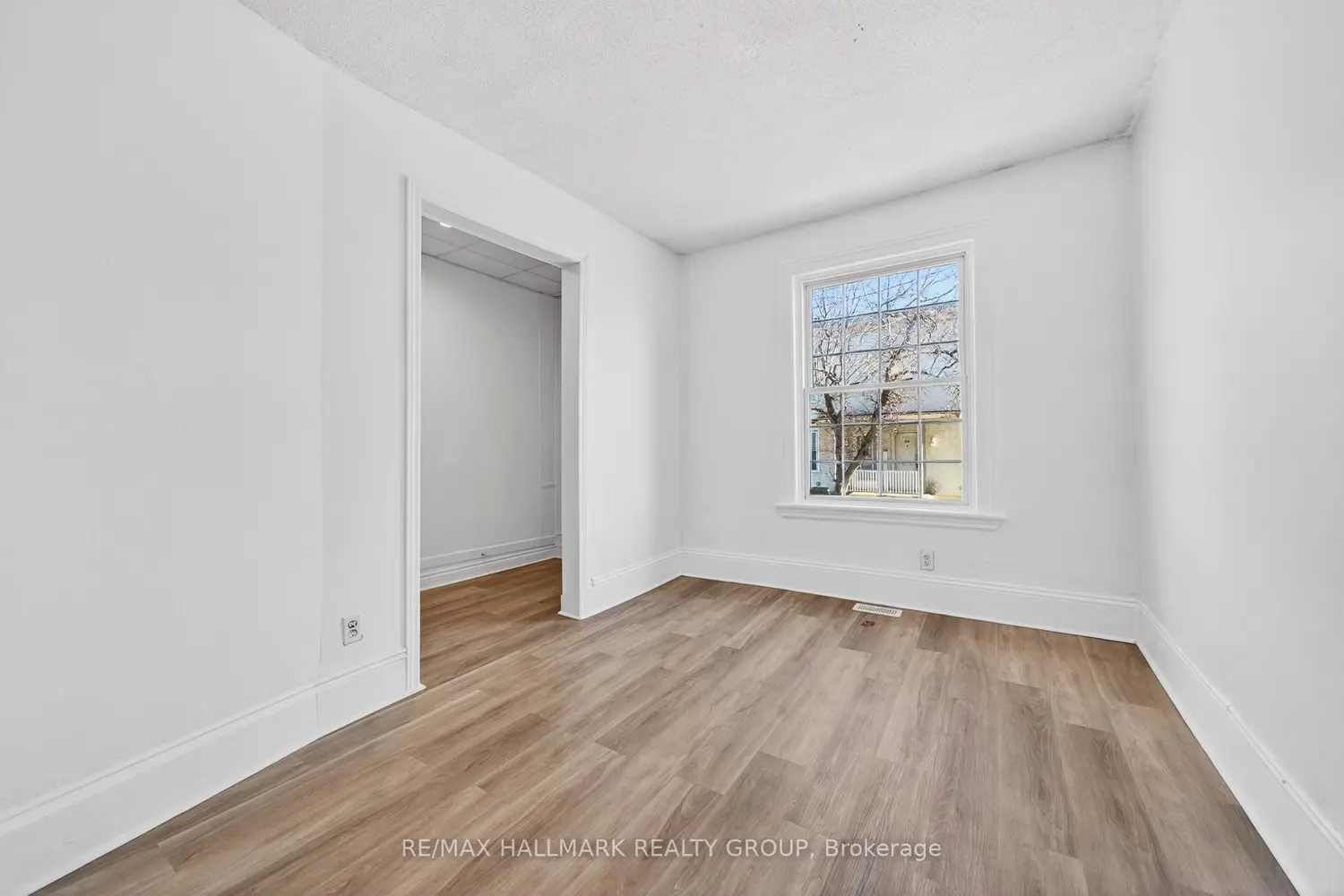 423 Arlington Avenue photo 5