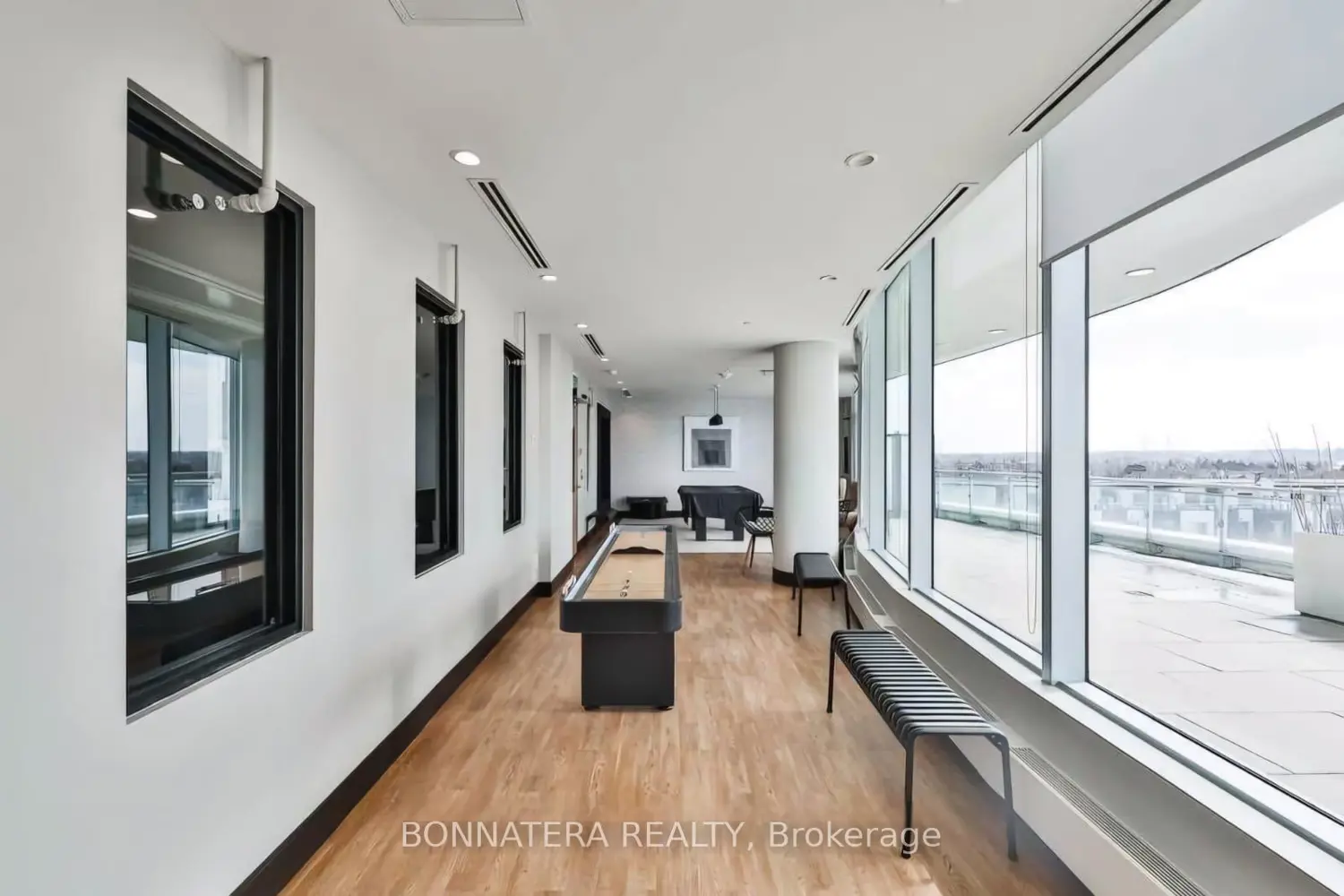 2520 Eglinton Avenue 1801
