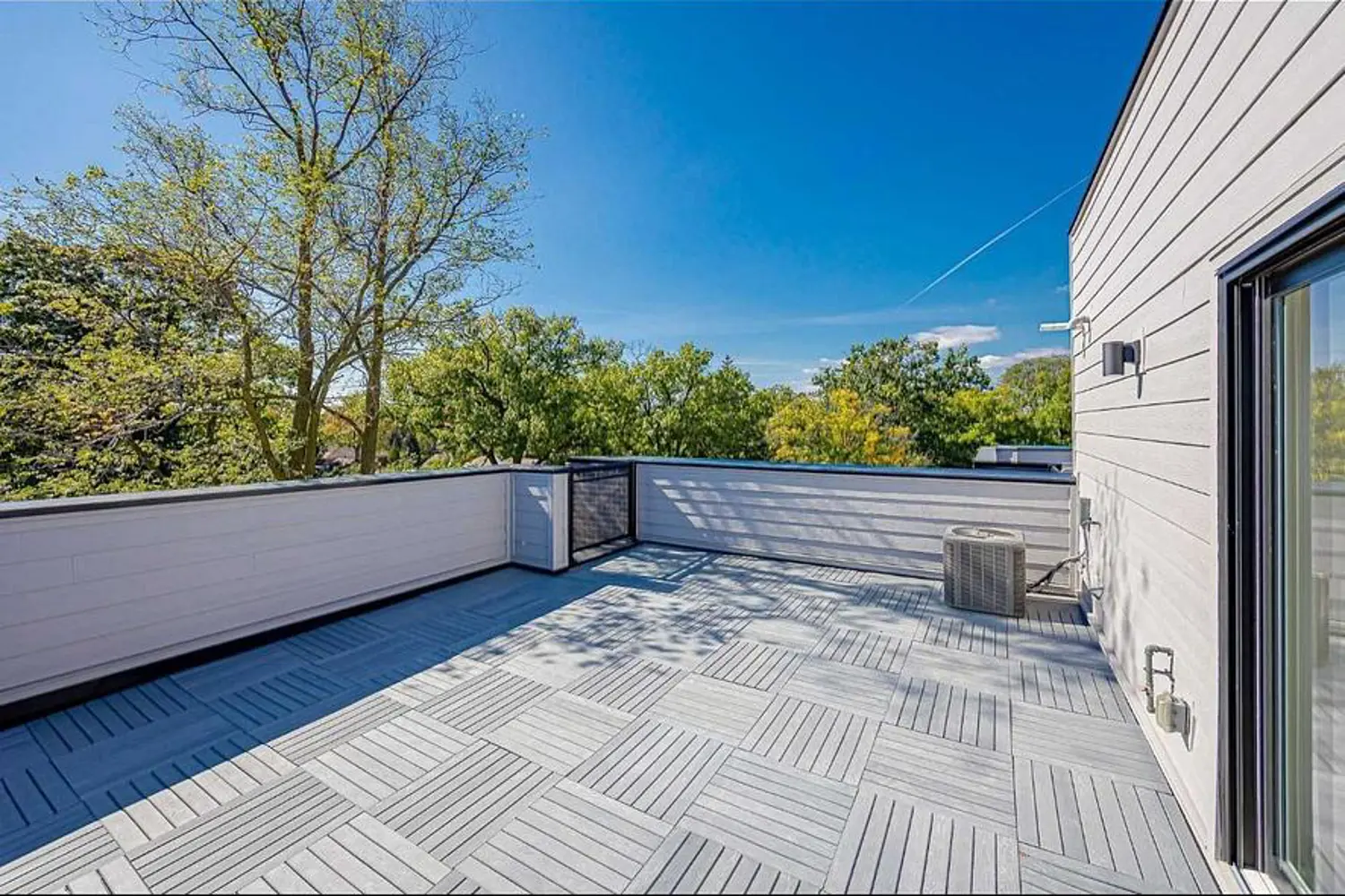 Additional image 12 of 28 Marina Avenue 23