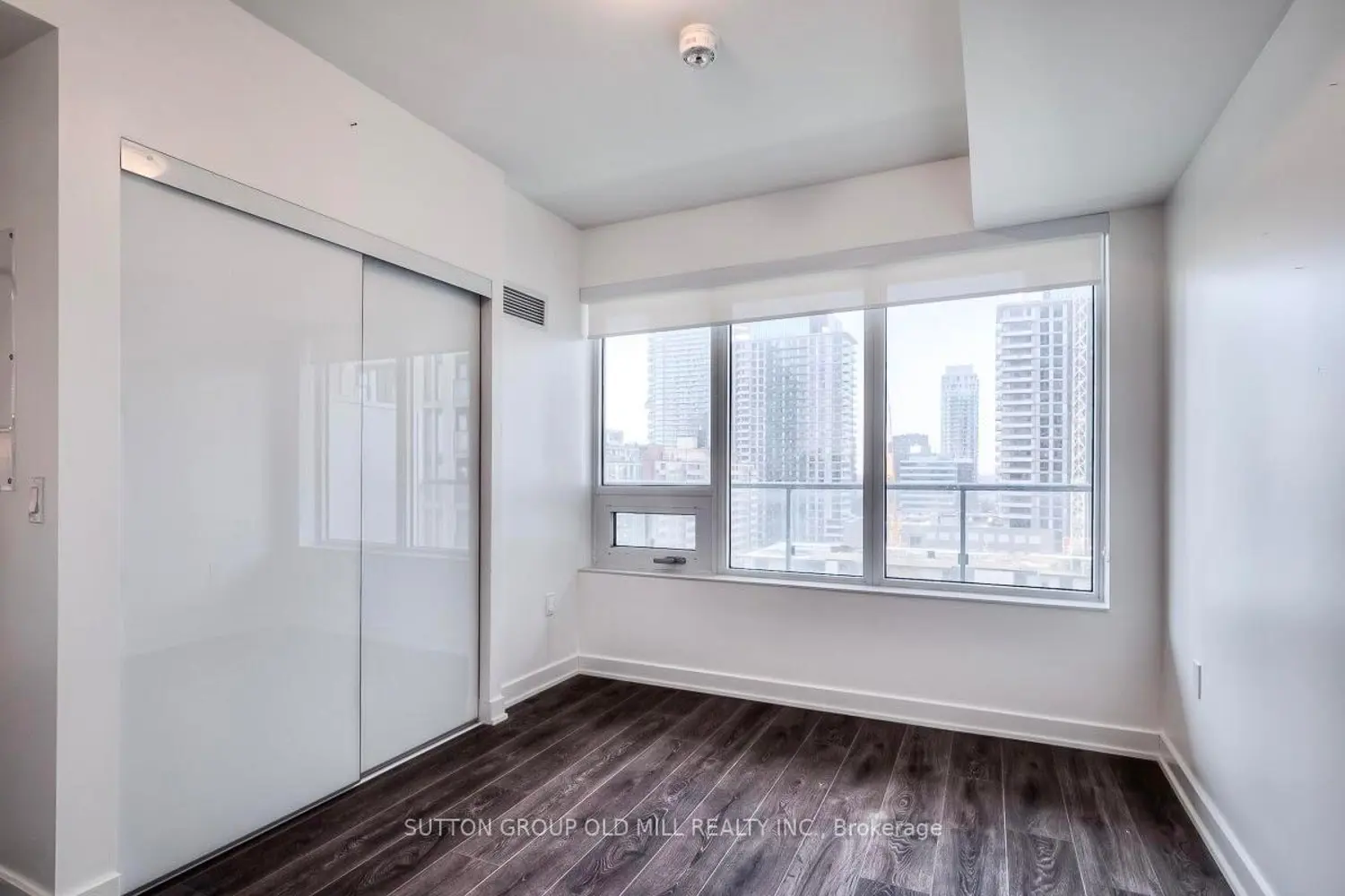 Additional image 4 of 195 Redpath Avenue 1411