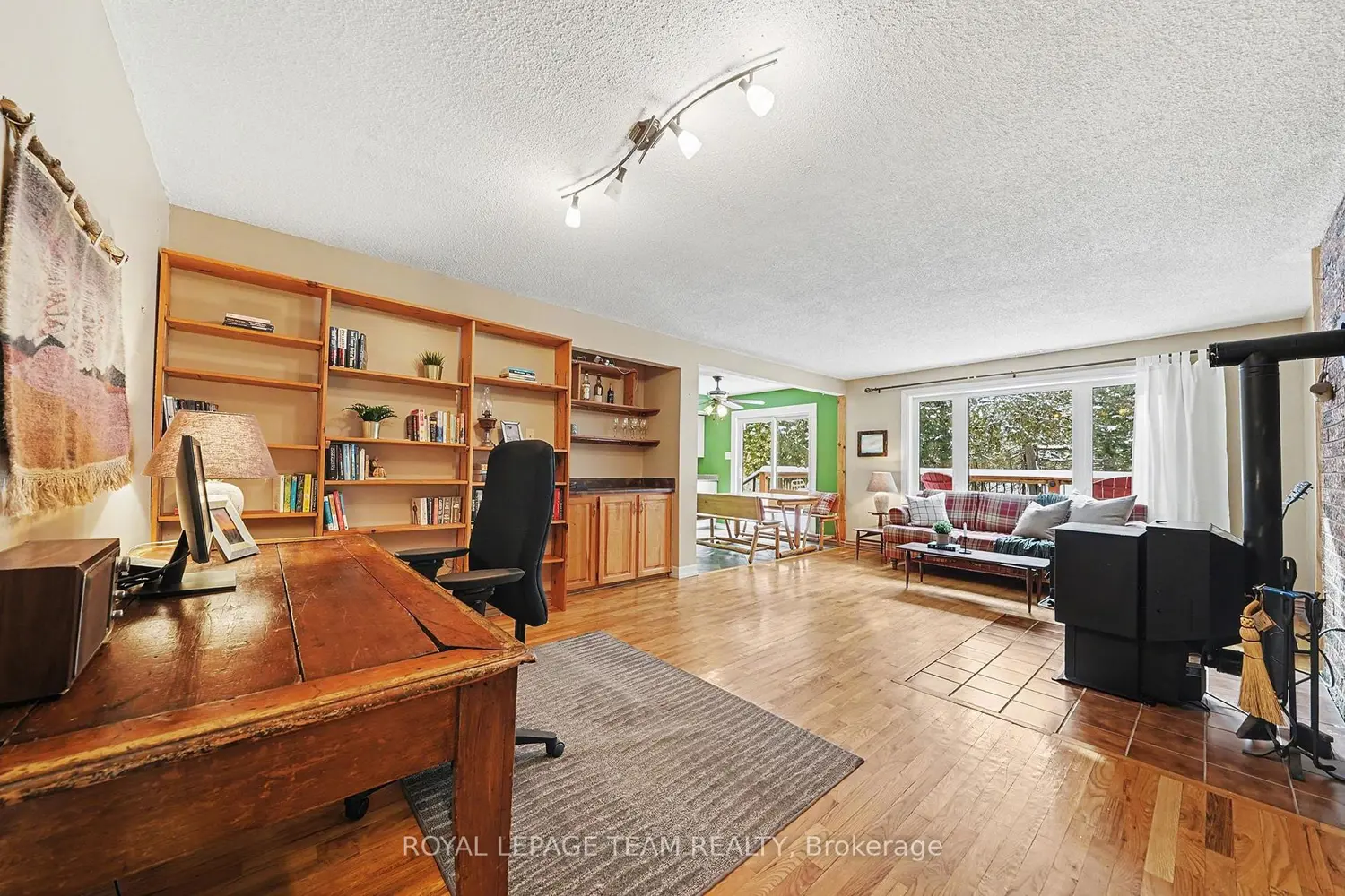 2249 Mcgovern Road photo 5