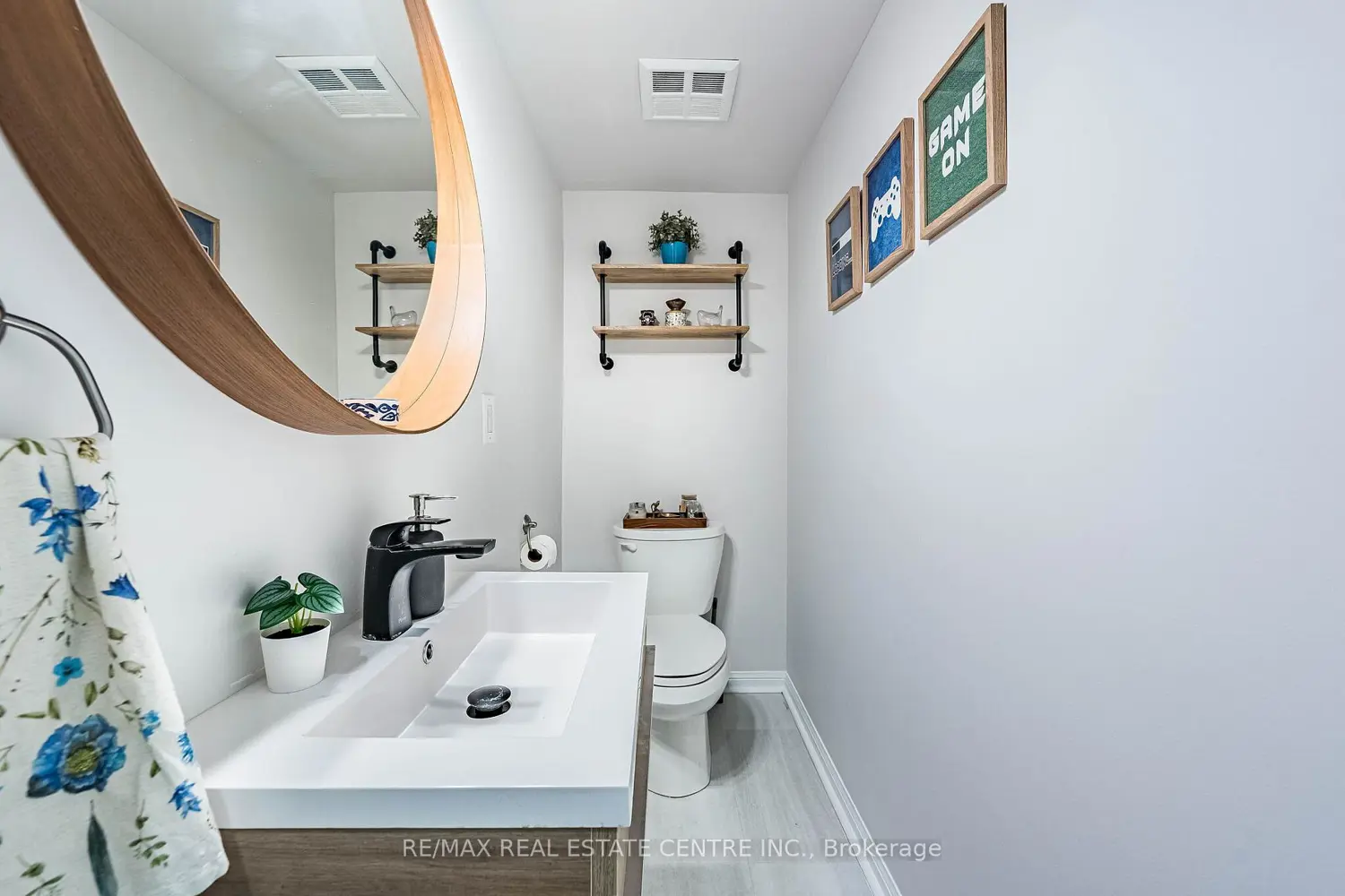 Additional image 7 of 16 Laidlaw Street 920