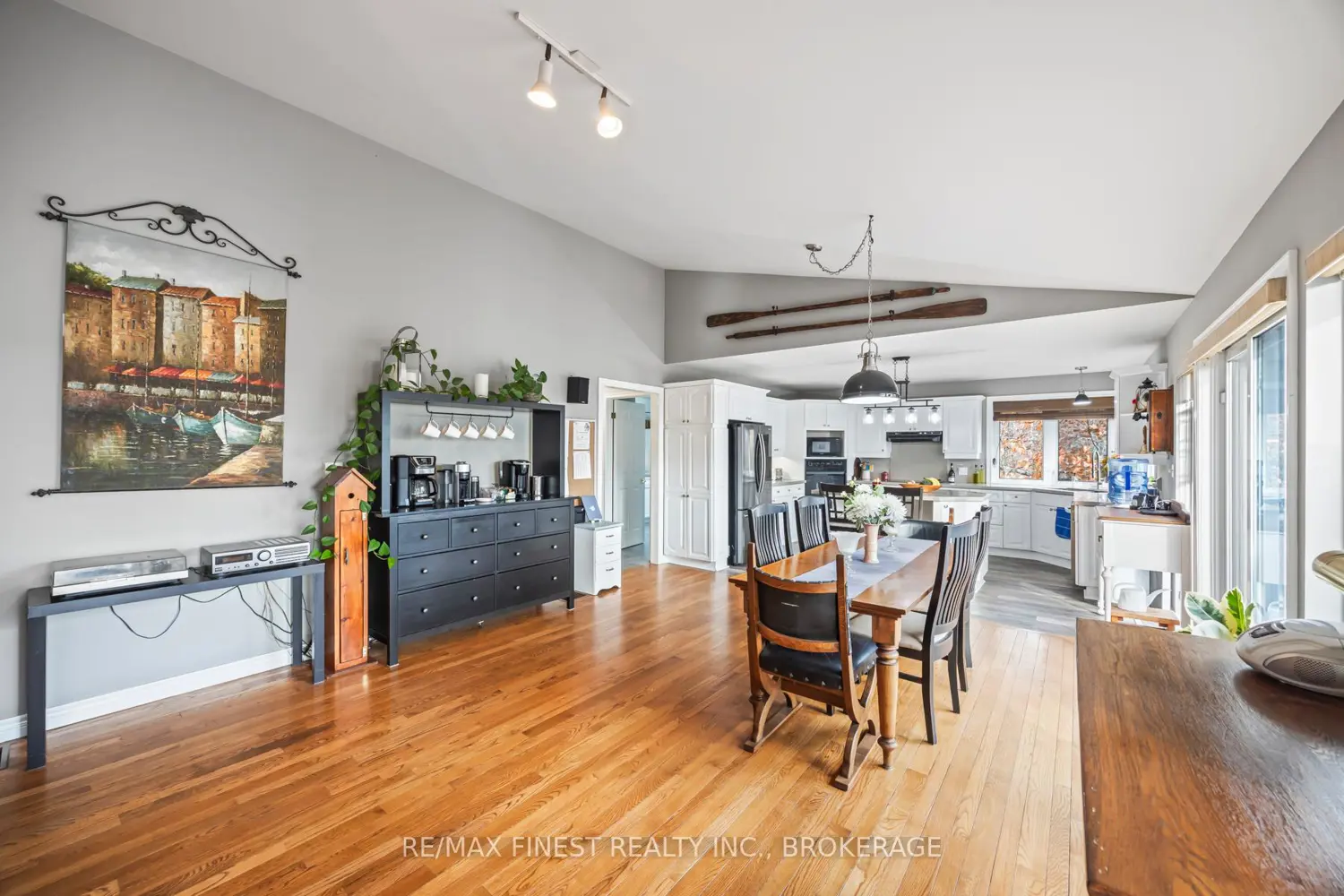 6 Vanston Road