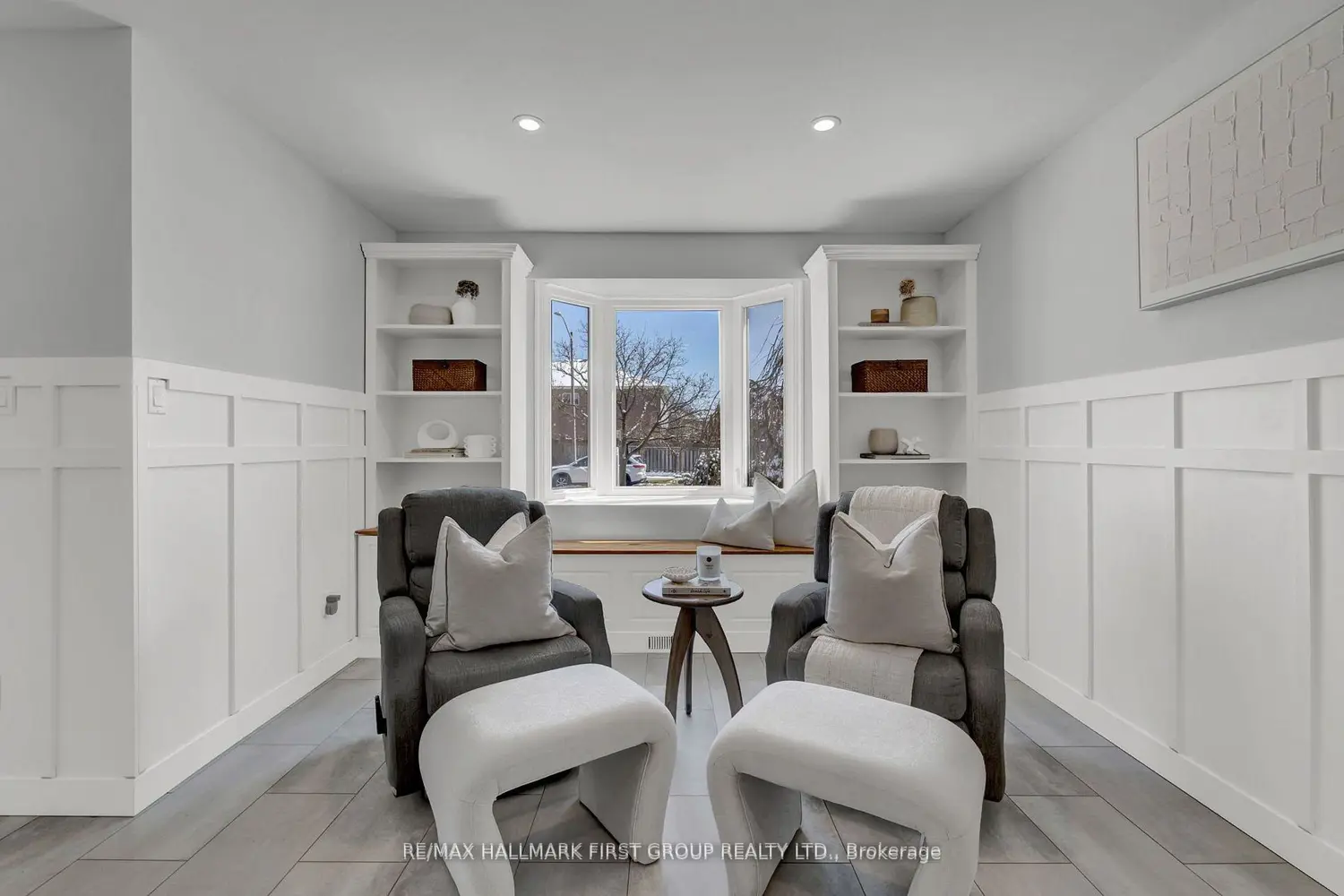 159 Sandringham Drive photo 4