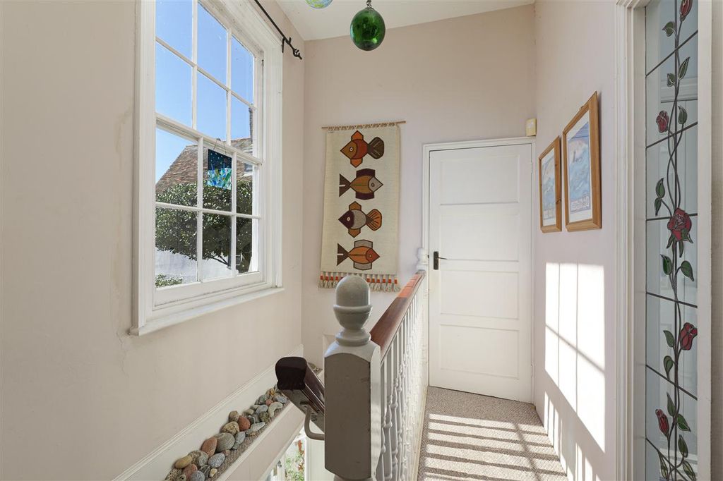 Additional image 4 of 5 bed terraced house for saleHugh House, Hugh Place, Faversham ME13