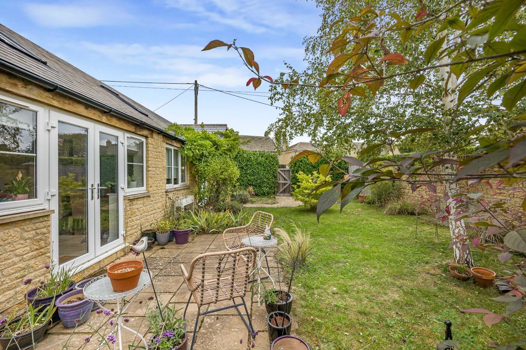 Additional image 15 of 2 bed bungalow for saleHorcott Road, Fairford, Gloucestershire GL7