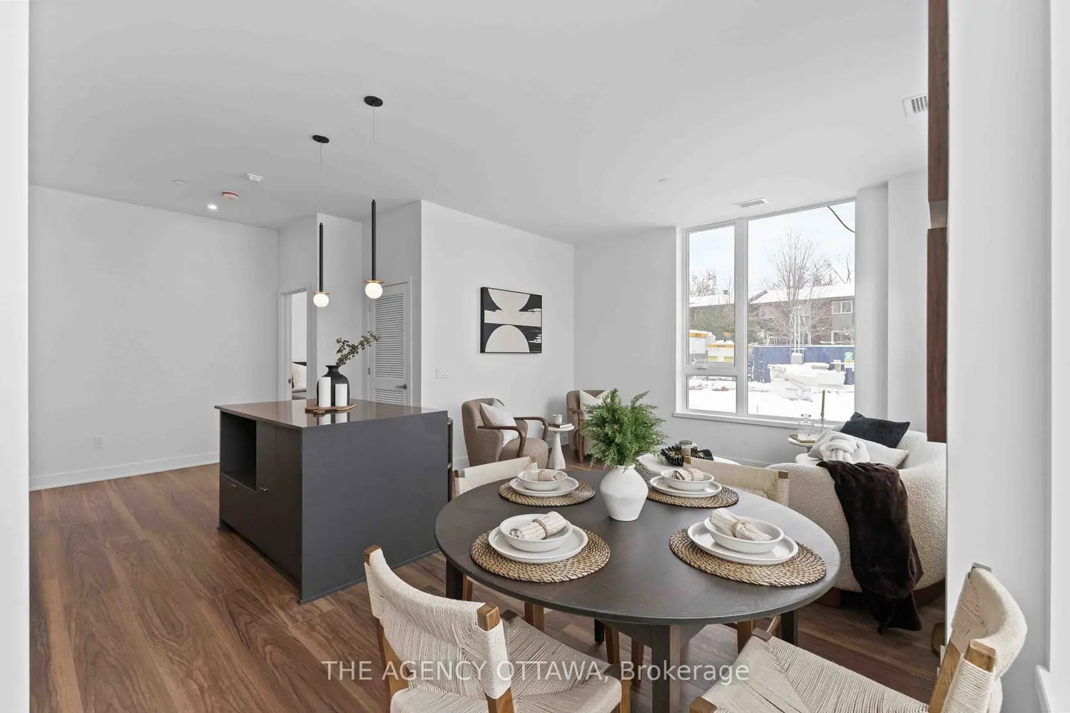 Additional image 7 of 3071 Riverside Drive 304