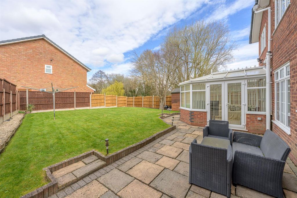 Additional image 7 of 5 bed detached house for saleCampion Grove, Halesowen B63