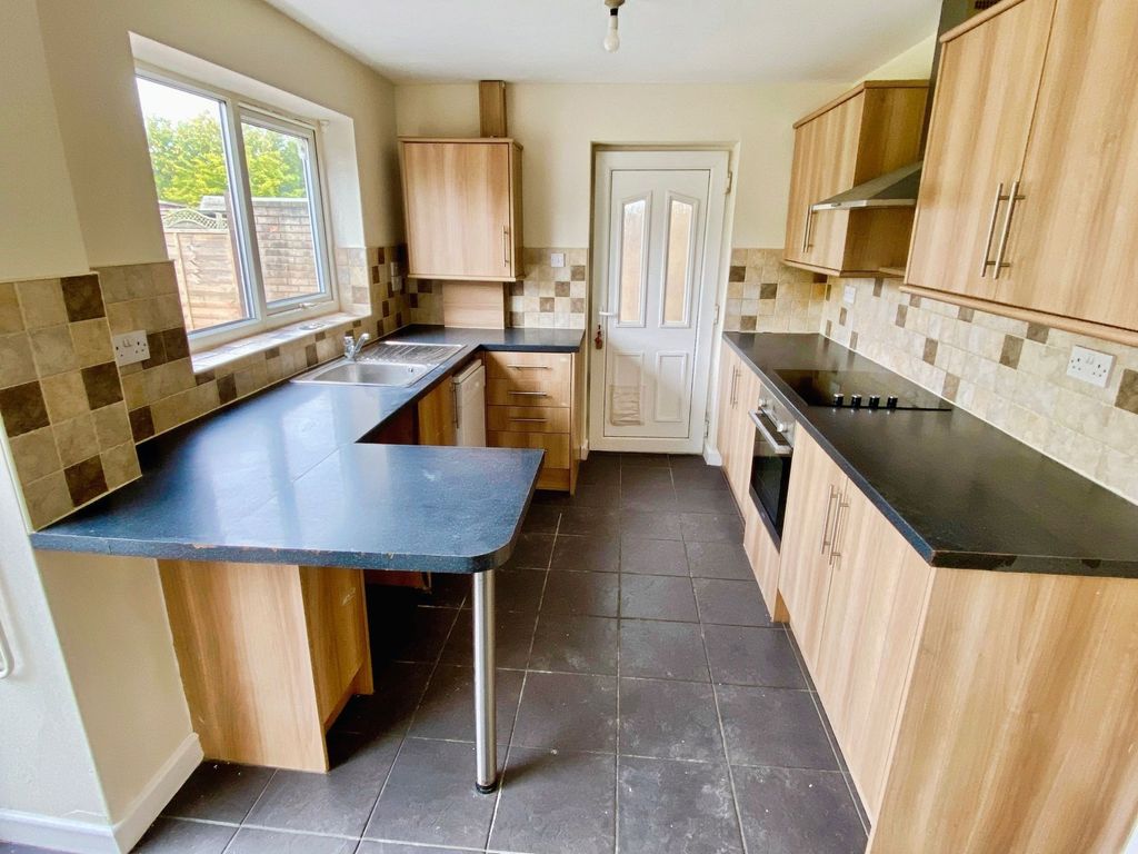 Additional image 2 of 3 bed semi-detached house for saleKenilworth Road, Grantham NG31