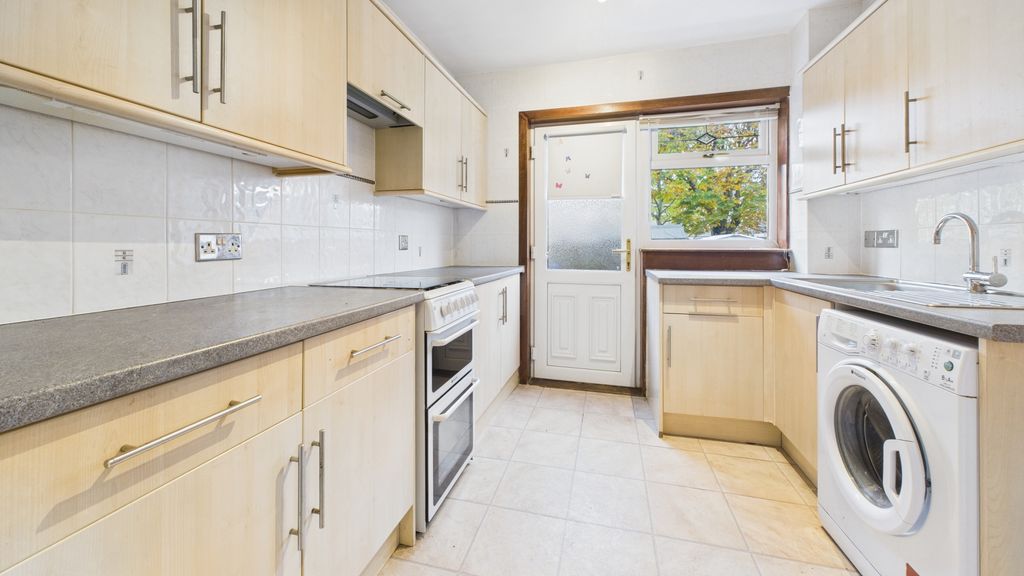 Additional image 3 of 3 bed semi-detached house for saleBroomhill Crescent, Erskine PA8