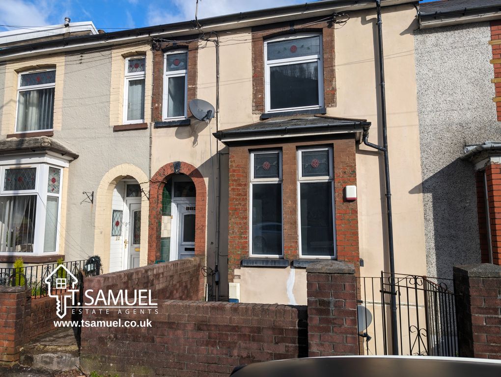 3 bed terraced house for saleNorth Road, Ferndale CF43