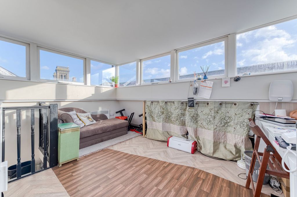 Additional image 12 of 3 bed flat for saleKing Street, Great Yarmouth NR30