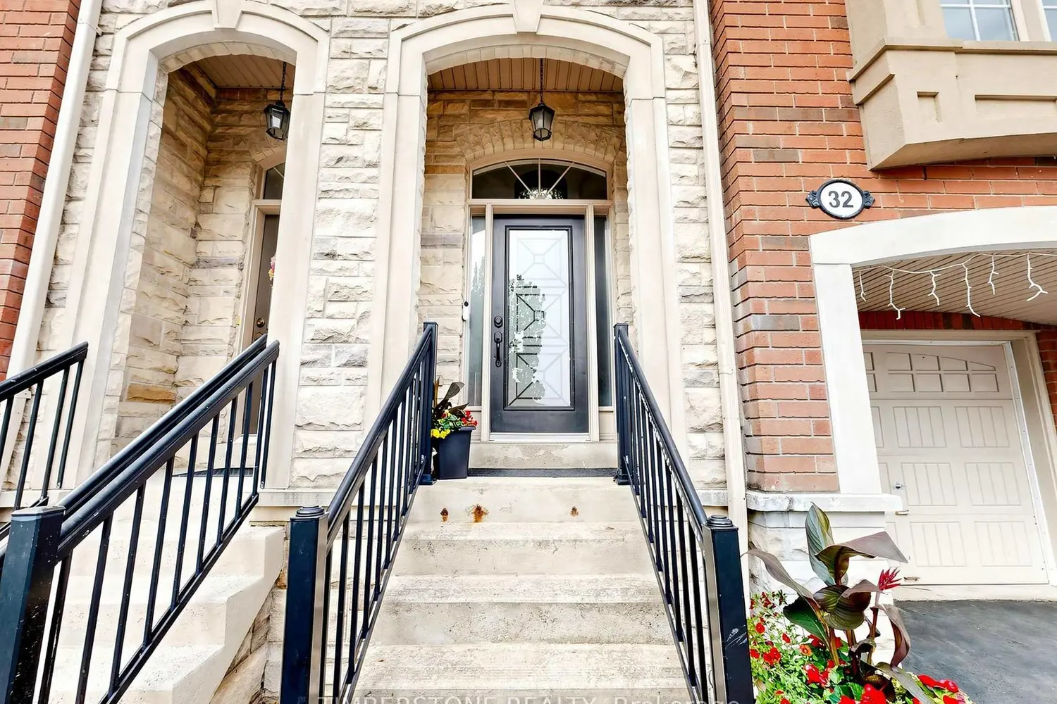 32 George Bogg Road photo 2