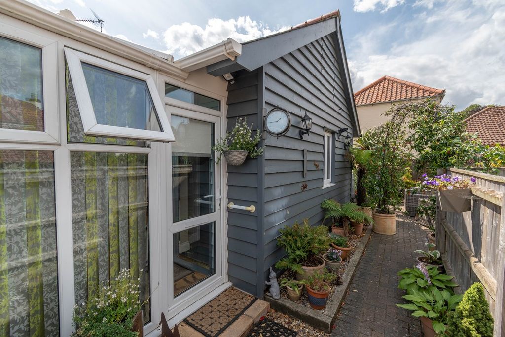 Additional image 17 of 4 bed semi-detached house for saleGladstone Road, Fakenham NR21