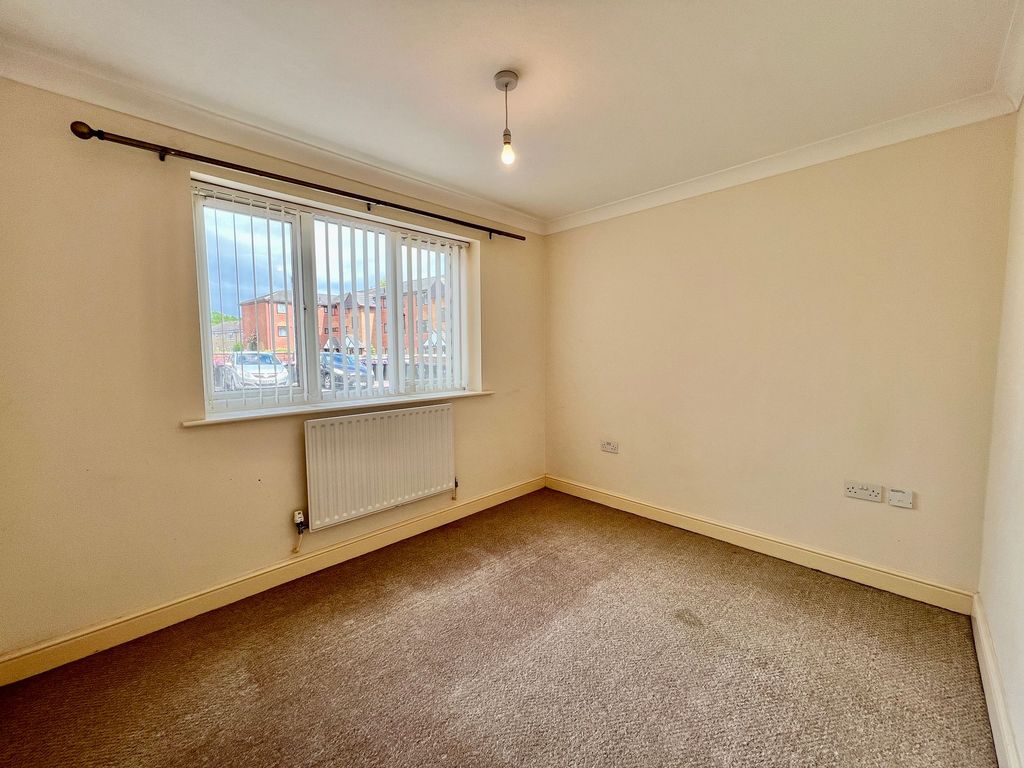 Additional image 10 of 2 bed flat for saleUniversity Court, Grantham NG31