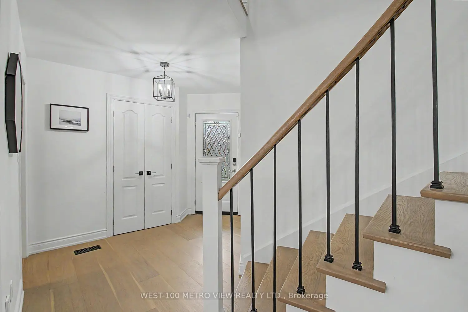 57 Forsyth Crescent photo 3