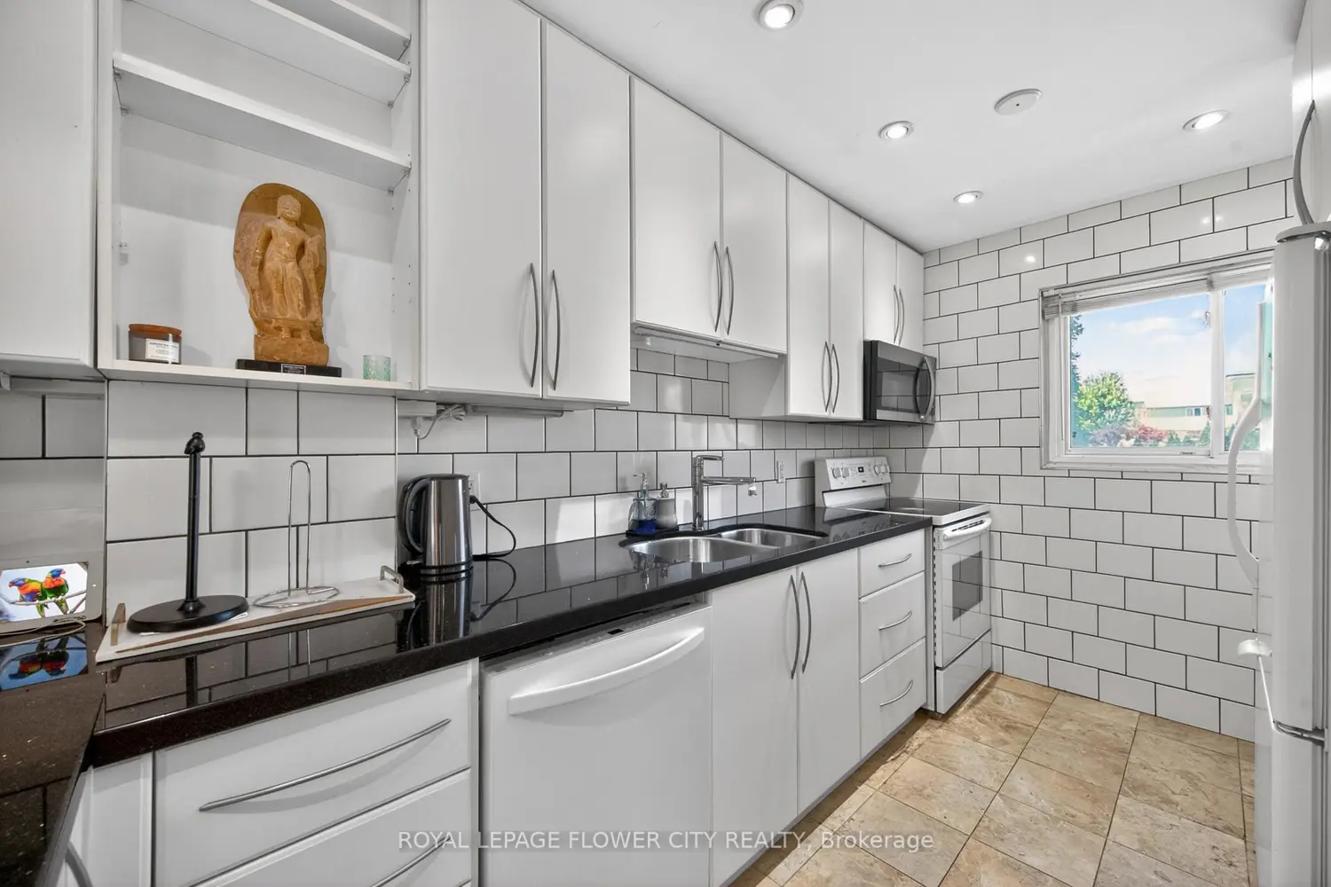 Additional image 6 of 16 Gleneaden Court