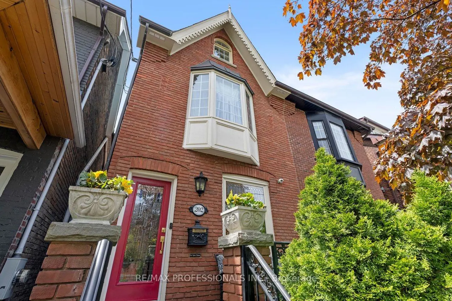 202 St Helen's Avenue