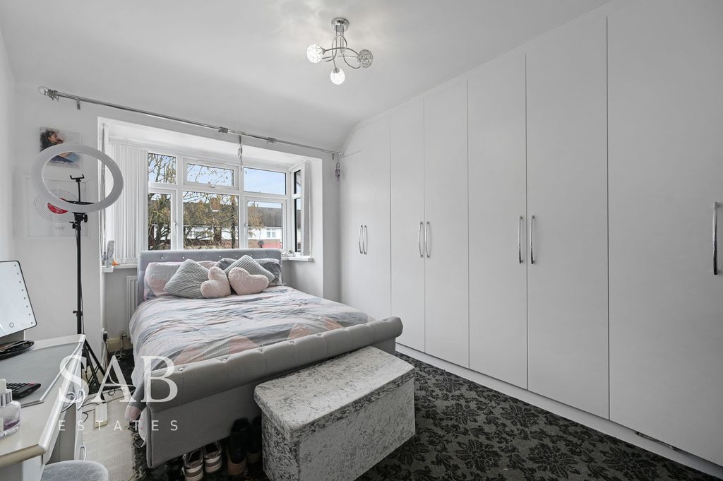 Additional image 7 of 4 bed semi-detached house for saleAllenby Road, Southall UB1