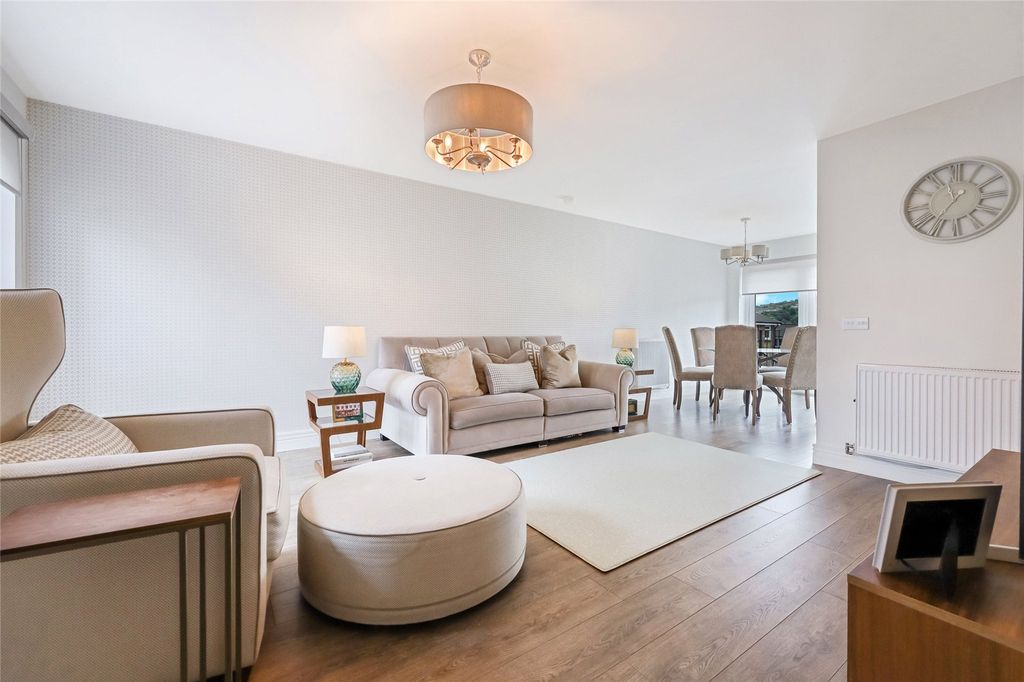 Additional image 3 of 3 bed semi-detached house for saleAuchneagh Gardens, Greenock, Inverclyde PA16