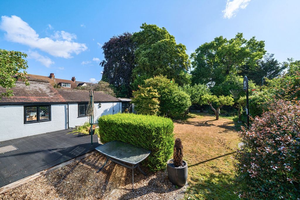 Additional image 12 of 4 bed detached house for saleLennox Road, Gravesend DA11