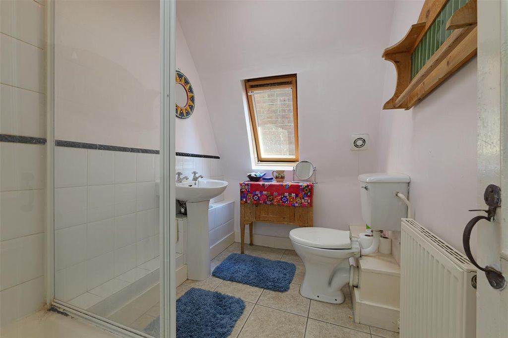 Additional image 23 of 5 bed terraced house for saleHugh House, Hugh Place, Faversham ME13