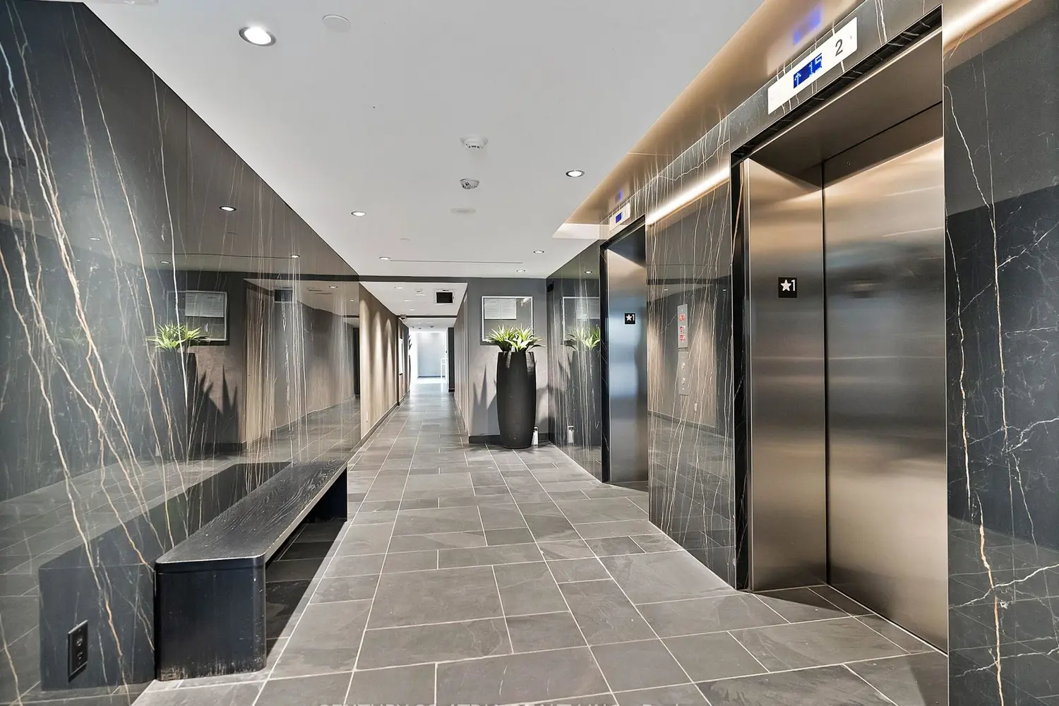 Additional image 19 of 95 Bathurst Street 318