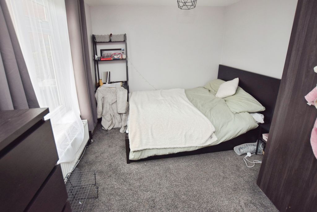 Additional image 5 of 5 bed flat for saleMincinglake Road, Stoke Hill, Exeter, Devon EX4