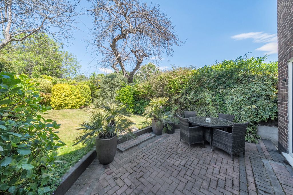 Additional image 12 of 3 bed detached house for saleAvenue Road, Erith DA8