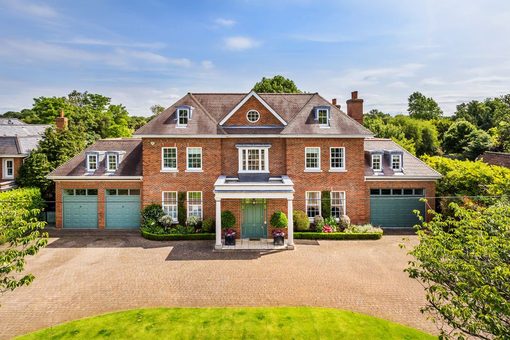 7 bed property for saleNew Road, Esher, Surrey KT10
