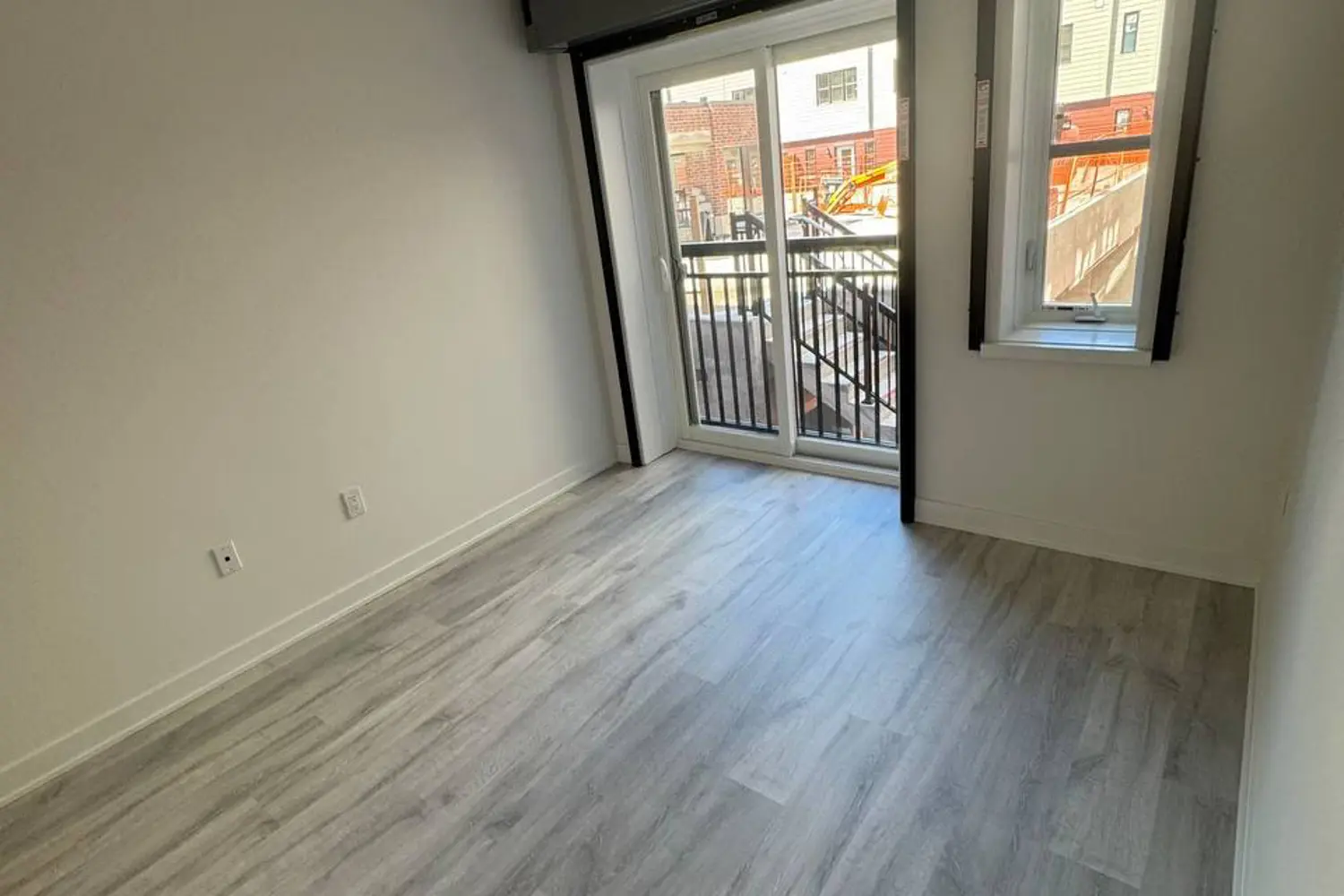 Additional image 10 of 15100 Yonge Street 224