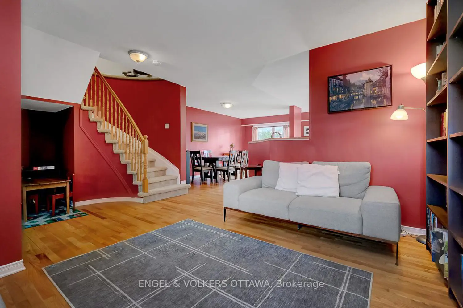 88 Kincardine Drive photo 3