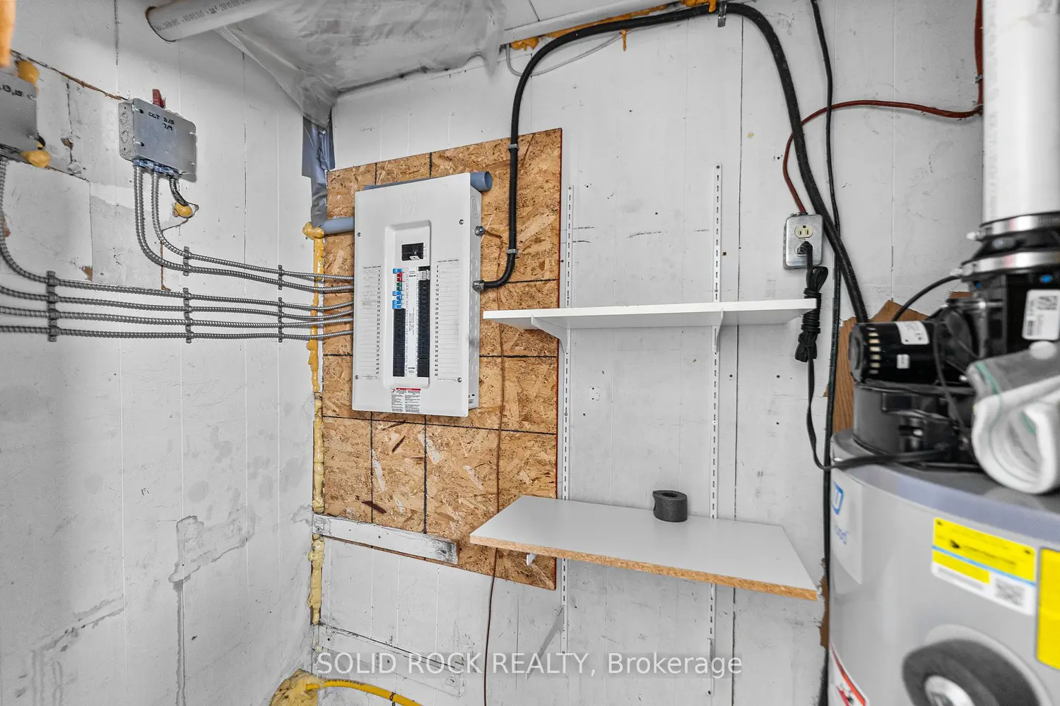 Additional image 18 of 38 Hugh Street