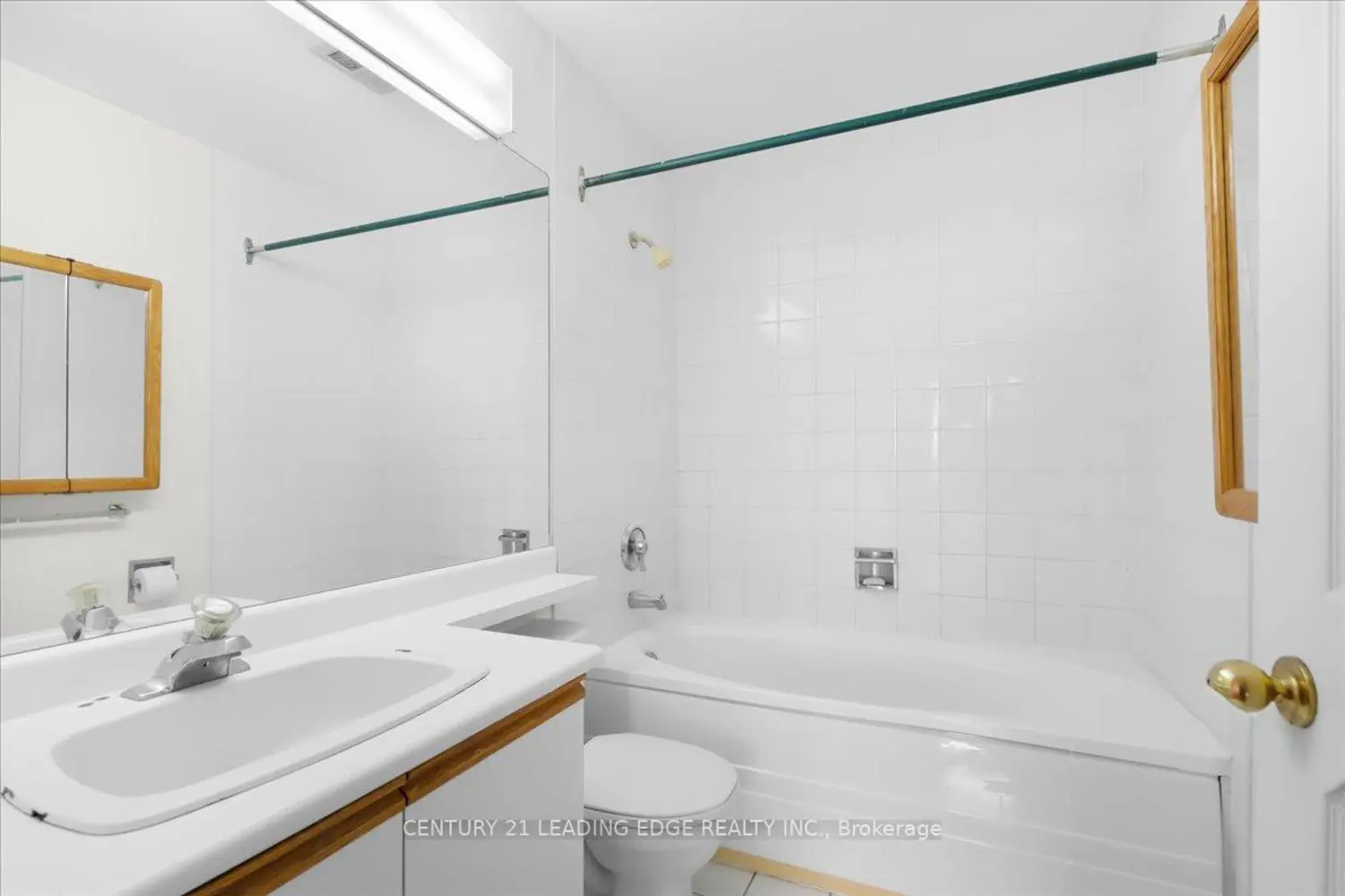 Additional image 13 of 2511 Lakeshore Road 719