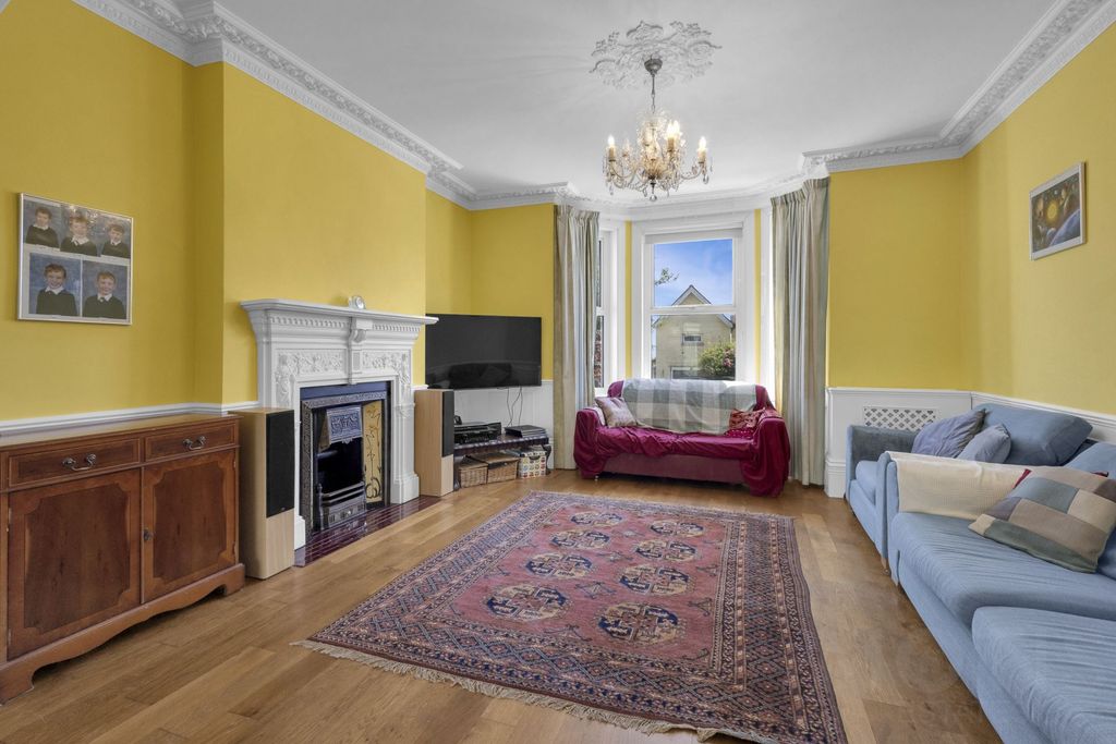 Additional image 2 of 5 bed detached house for saleWear Bay Crescent, Folkestone CT19