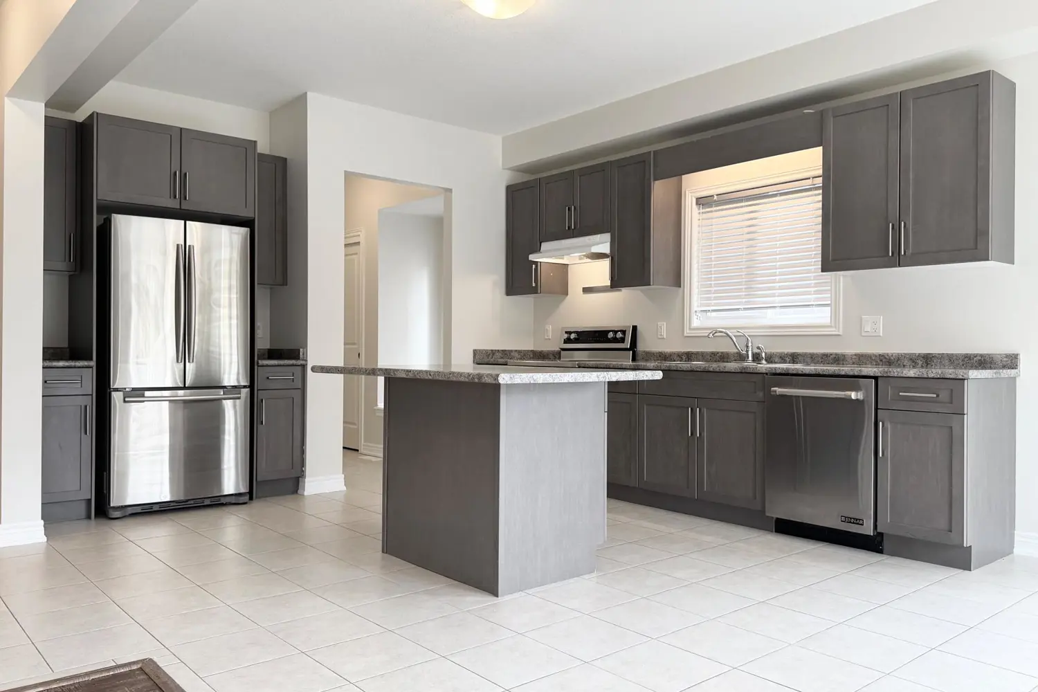 Additional image 6 of 3598 Carolinia Court