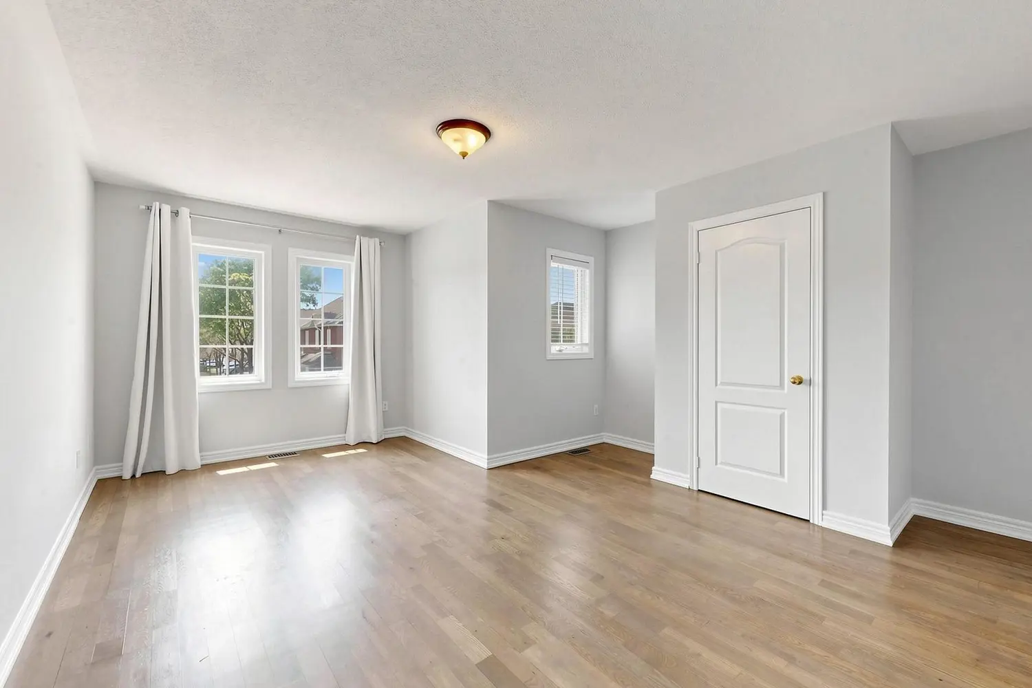 Additional image 10 of 24 Saltspring Drive