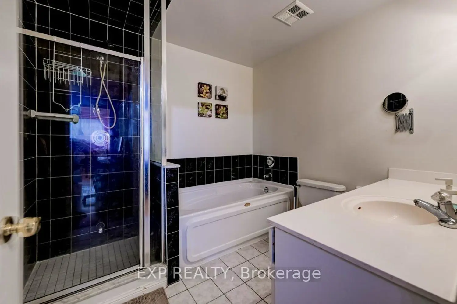 Additional image 12 of 28 Sommerset Way 1716