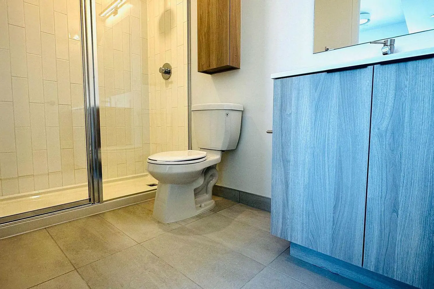 2485 Eglinton Avenue 813 photo 5