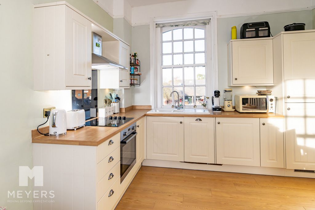 Additional image 9 of 1 bed flat for saleBartons Road, Fordingbridge SP6