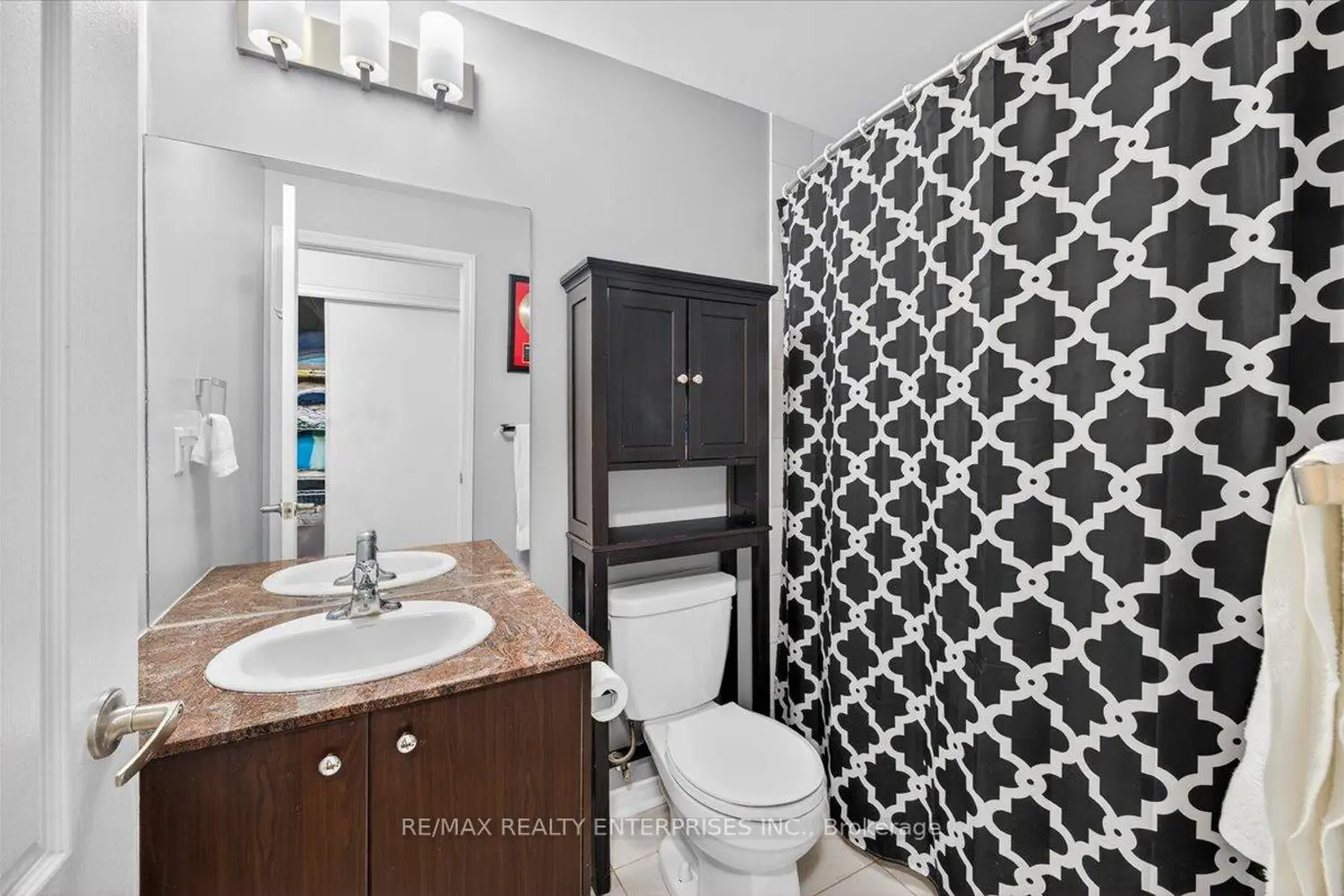 Additional image 12 of 871 Wilson Avenue 21