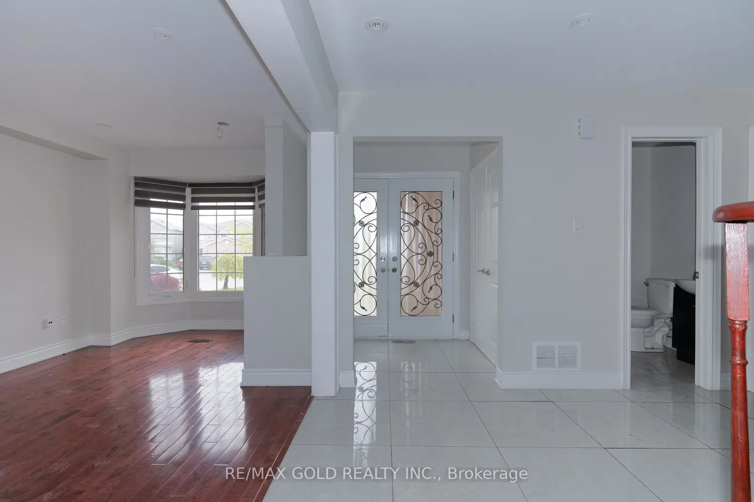 71 Ravenswood Drive photo 3