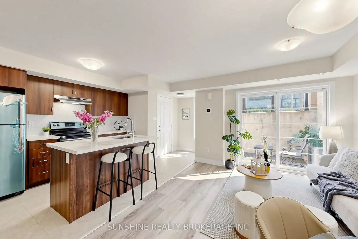 Additional image 8 of 2335 Sheppard Avenue 7