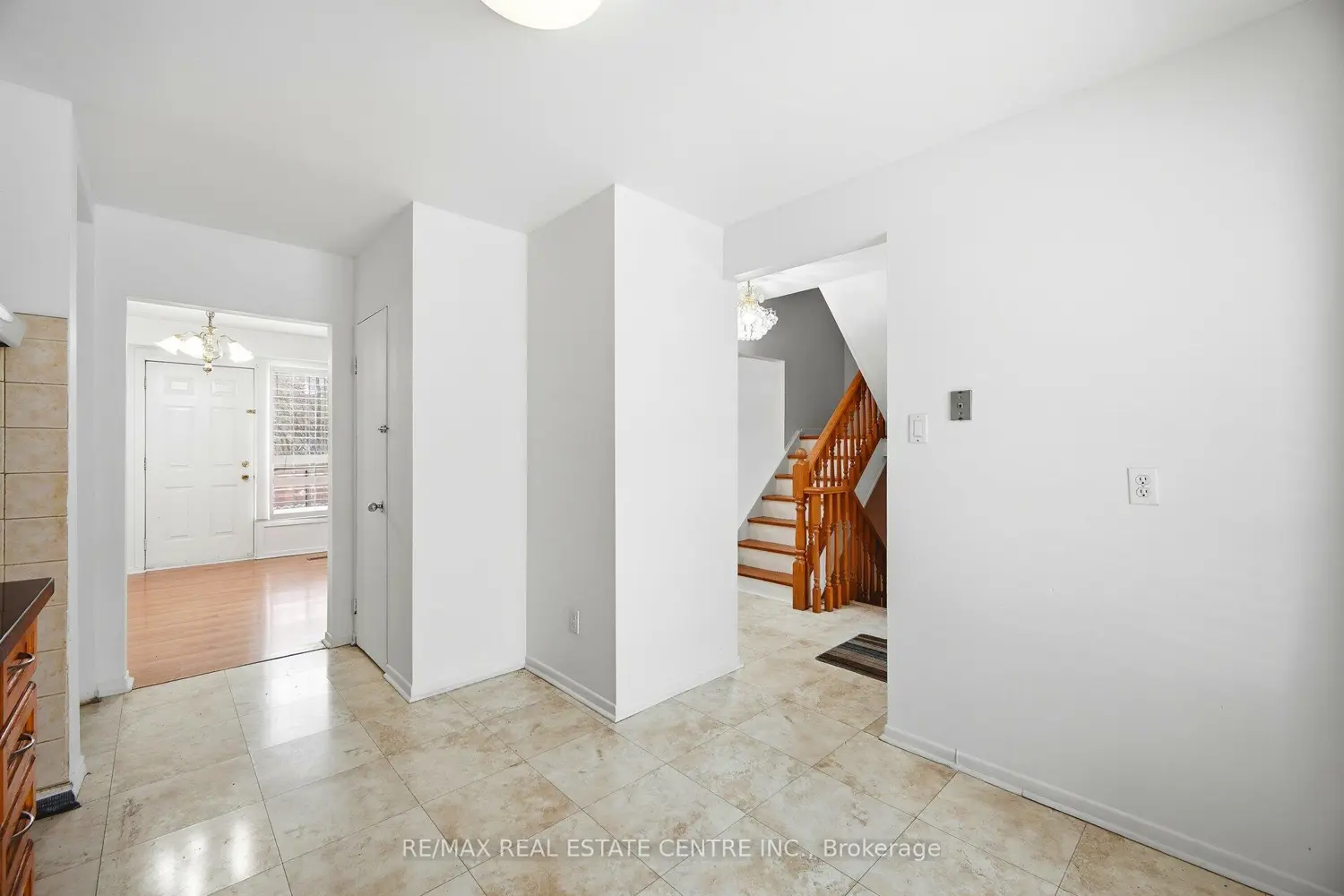 Additional image 4 of 25 Gosford Boulevard 24