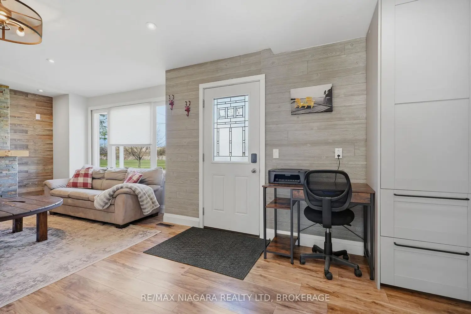 21 Verne Avenue photo 5